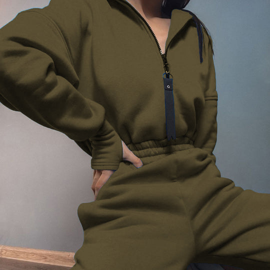 Damen taillierter Sweat-Jumpsuit mit halbem Reißverschluss, elastischem Bund und Kängurutaschen Shop Nory