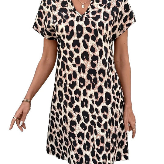 Damen Freizeitkleid im modernen Leo-Design Shopnory