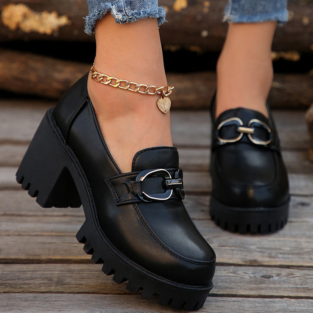 Damen Blockabsatz-Schuhe mit markanter Sohle und modischen Schnallen