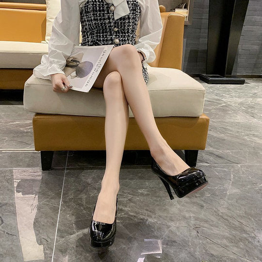 Damen nan Plateau-Pumps mit glänzendem Lack und hohem Stilettoabsatz