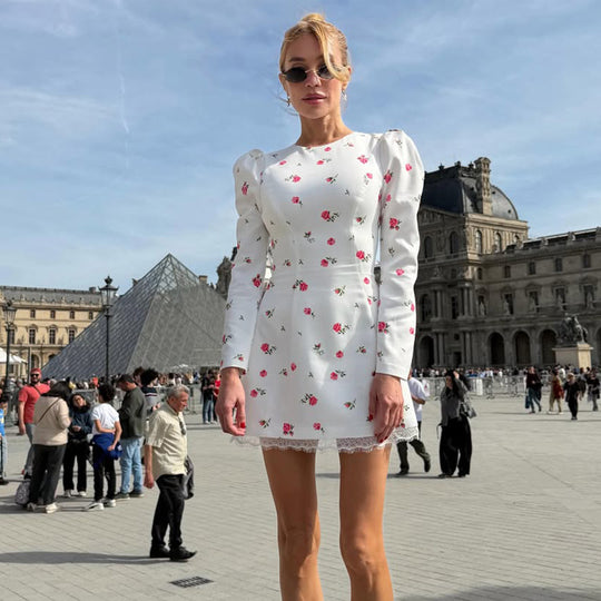 Damen Tailliertes Blumen-Minikleid mit Puffärmeln und Spitzenbesatz Shop Nory