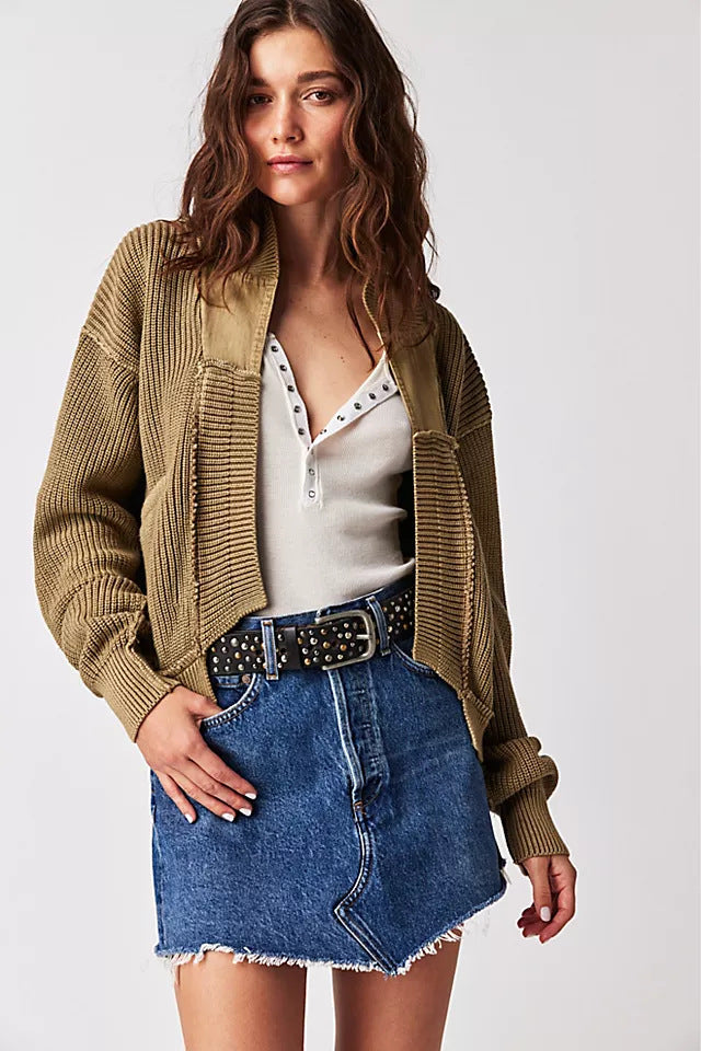 Damen Modische Strickjacke mit großen Taschen