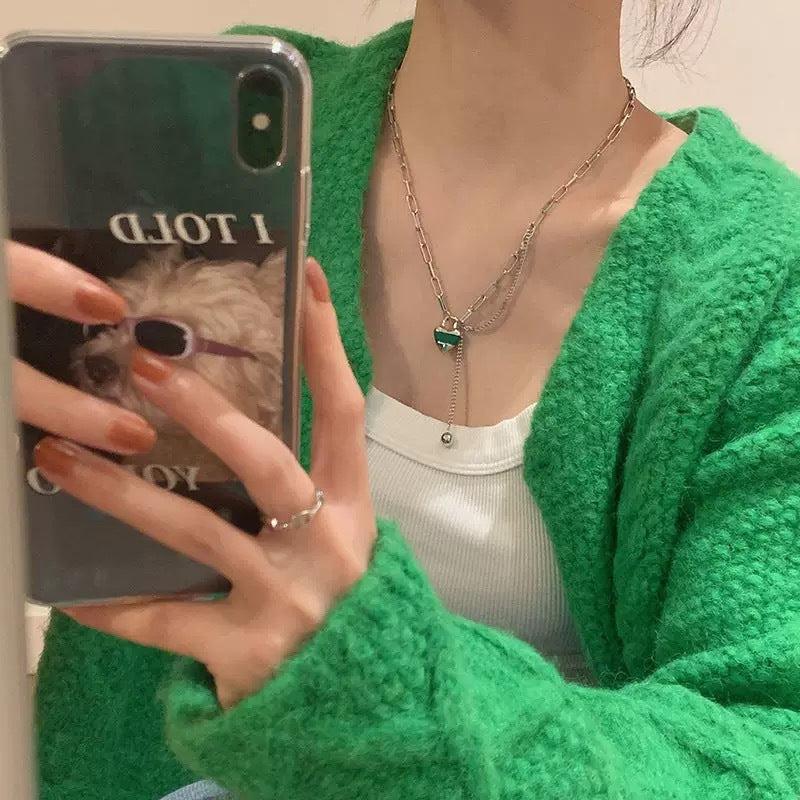 Damen Halskette mit modernem, geometrischem Herzanhänger und stilvollen Gliederketten Shop Nory