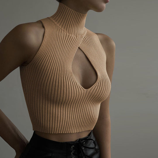 Damen Crop-Top mit hohem Kragen und tiefem Ausschnitt