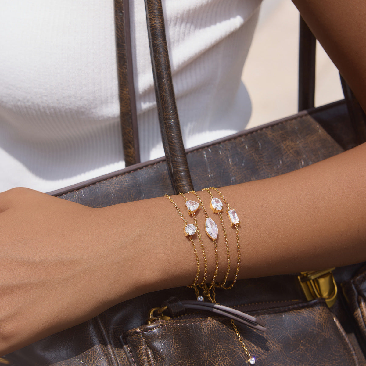 Damen Fußkettchen mit funkelndem Zirkonia und hypoallergenem Edelstahl Shop Nory