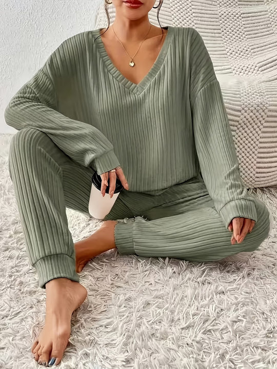 Damen Komfortables Rippstrick-Loungewear-Set mit V-Ausschnitt und Joggerhose Shop Nory