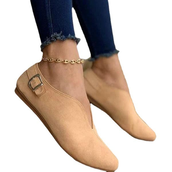 Damen Flache Slipper-Ballerina mit spitz zulaufender Vorderkappe, V‑Ausschnitt und Zierschnalle Shop Nory