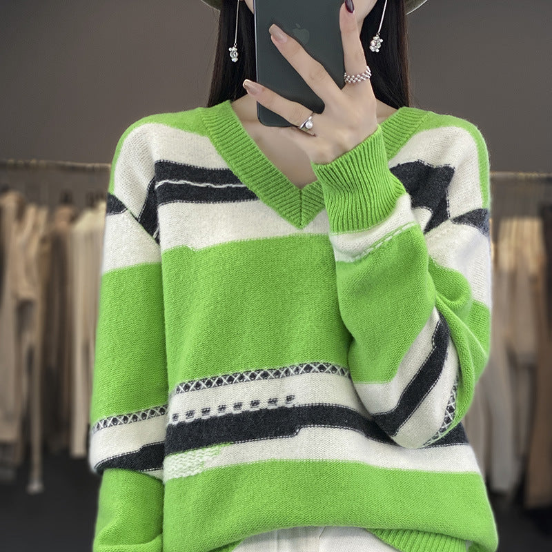 Damen Oversize-Strickpullover mit V‑Ausschnitt und grafischem Streifenmix Shop Nory