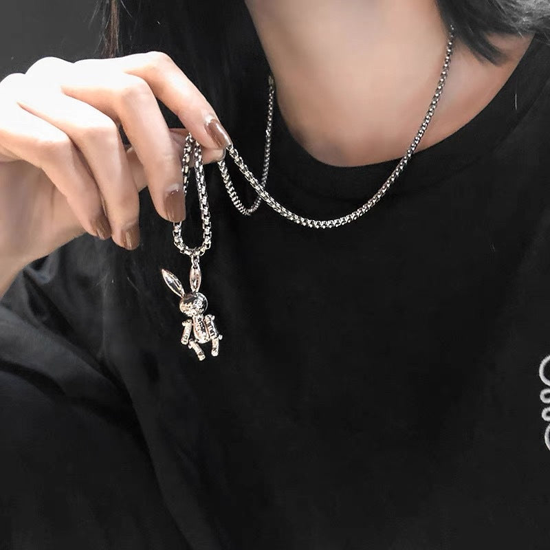 Damen Halskette mit kunstvollem Hasenanhänger Shop Nory
