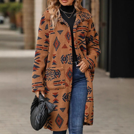 Damen Teddy-Mantel mit Aztekenmuster, Knopfleiste und aufgesetzten Taschen Shop Nory