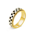 Herren Ring mit kreativen Schwarz-Weiß-Karomuster und goldener Verzierung Shop Nory