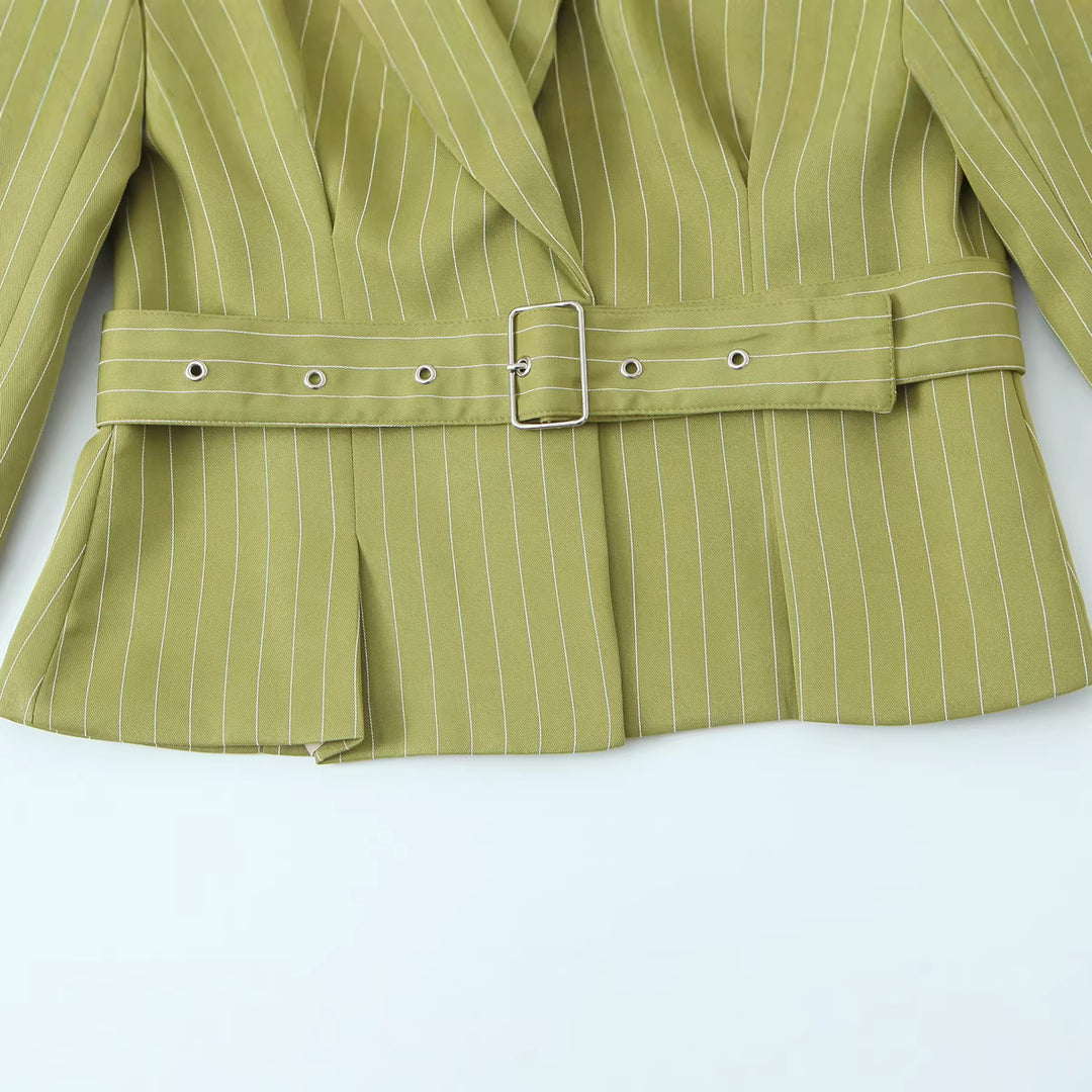Damen Taillierter Cropped-Blazer mit Bundgürtel und Nadelstreifen Shop Nory