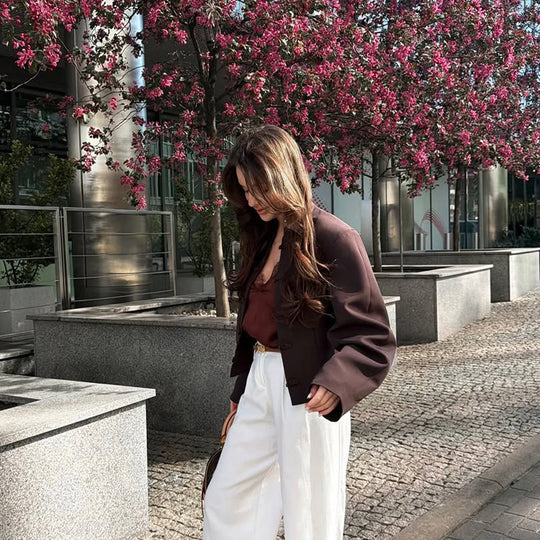 Damen Kurzgeschnittener kastiger Blazer mit Stehkragen und chinesischen Knotenknöpfen Shop Nory