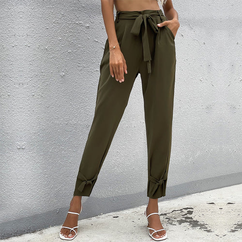 Damen Paperbag-Hose mit Bindegürtel, lockerer Taillenbund und Knoten-Detail am Bein Shop Nory