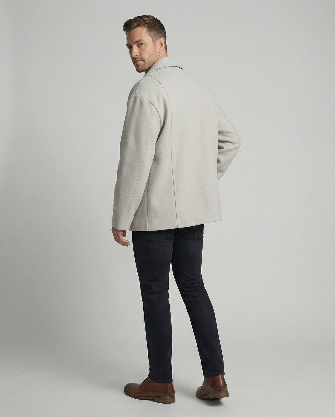 Herren kurzer Wollmix-Sakko mit kastiger Silhouette, tiefem Revers und verdeckten Eingrifftaschen