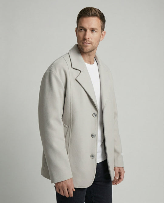 Herren kurzer Wollmix-Sakko mit kastiger Silhouette, tiefem Revers und verdeckten Eingrifftaschen