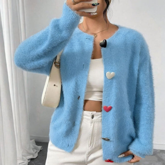 Damen Kuscheliger Flausch-Cardigan mit bunten Herzknöpfen und kastiger Silhouette Shop Nory