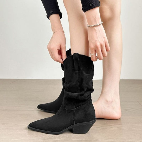 Damen Slouchy Western‑Stiefeletten mit spitzer Zehenform und sculpted Blockabsatz Shop Nory