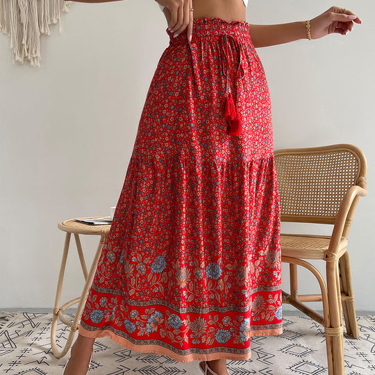 Damen nan leichter Stufen-Maxirock mit elastischem Rüschenbund, Kordel-Tassel und zartem Paisley-Print Shop Nory
