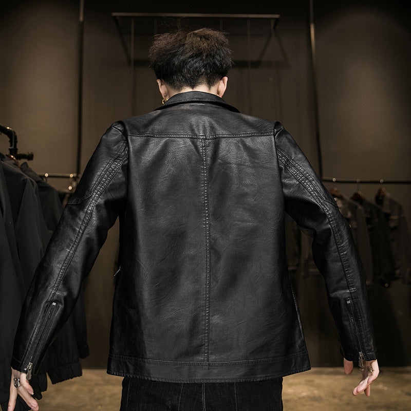 Herren Minimalistisches Lederoptik-Zip-Blouson mit ergonomischen Nahtlinien und Hemdkragen Shop Nory