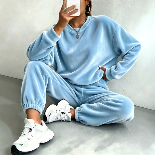 Damen Kuscheliges Velours-Lounge-Set mit Oversize-Sweatshirt und Joggerhose Shop Nory