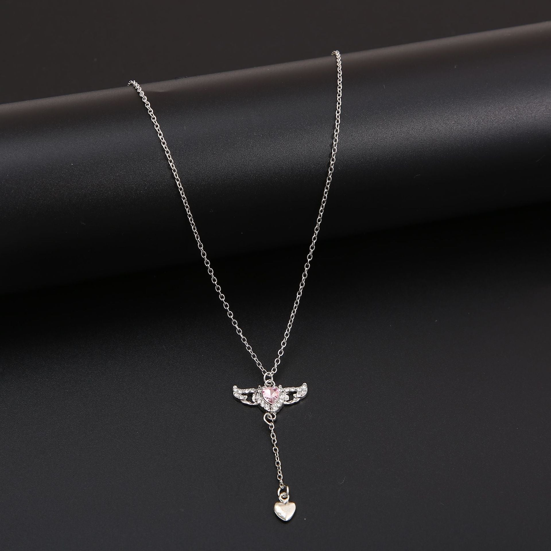 Damen Halskette mit herzförmigem Anhänger aus funkelndem Zirkonia Shop Nory