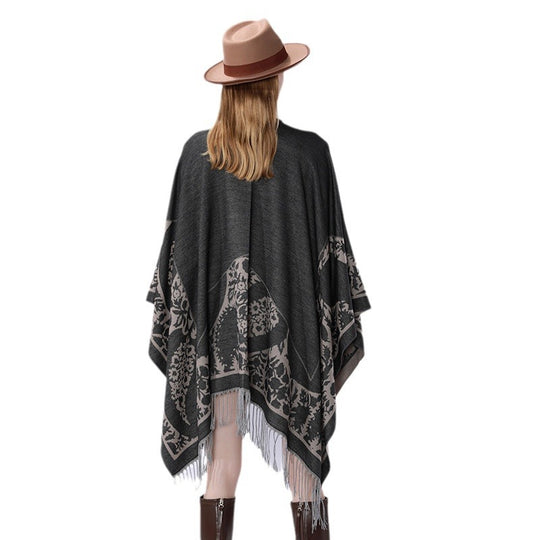 Damen Oversize-Umhangponcho mit floralen Medaillon-Jacquard und Fransensaum Shop Nory