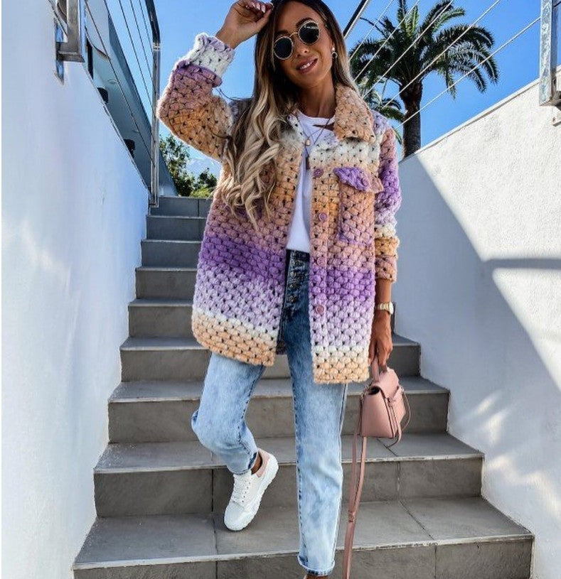 Damen Gehäkelte Oversize-Strickjacke mit Farbverlauf, Knopfleiste und aufgesetzten Taschen Shop Nory
