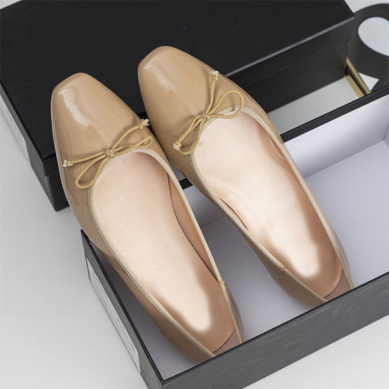 Damen elegante Ballerinas mit feinem Lackleder-Obermaterial und modischem Schleifen-Detail Shopnory