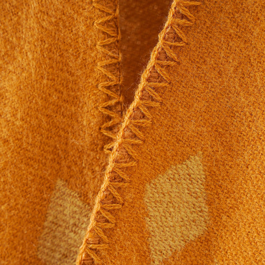 Damen Ruana‑Poncho im Oversize mit Kaschmir‑Touch, geometrischem Jacquard und offener Kimono‑Silhouette Shop Nory