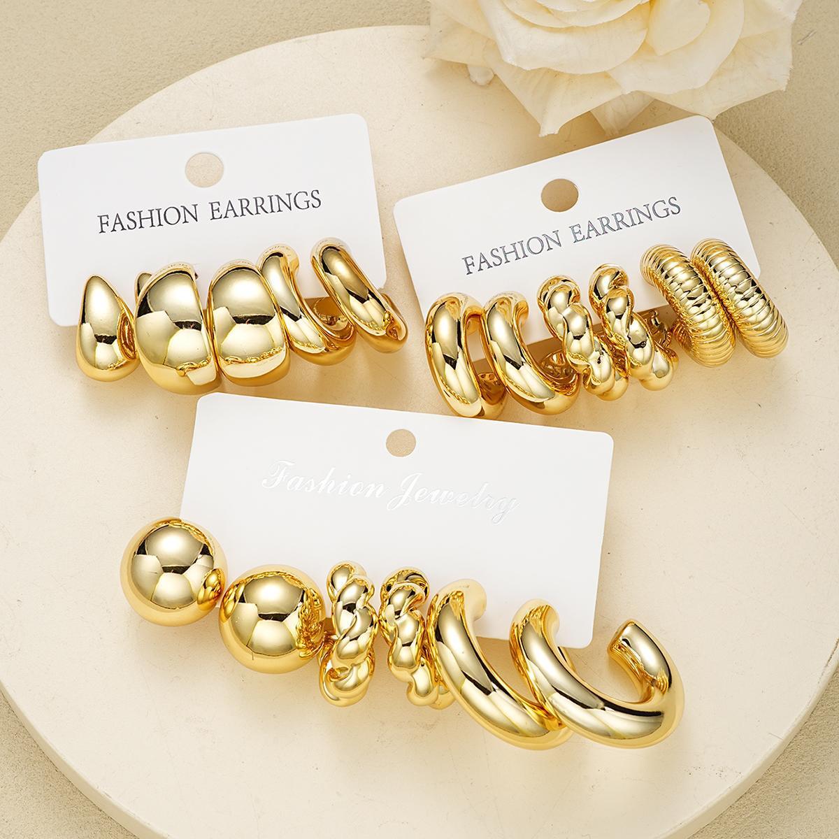 Damen Ohrstecker Set mit modernen, stilvollen Designs Shop Nory