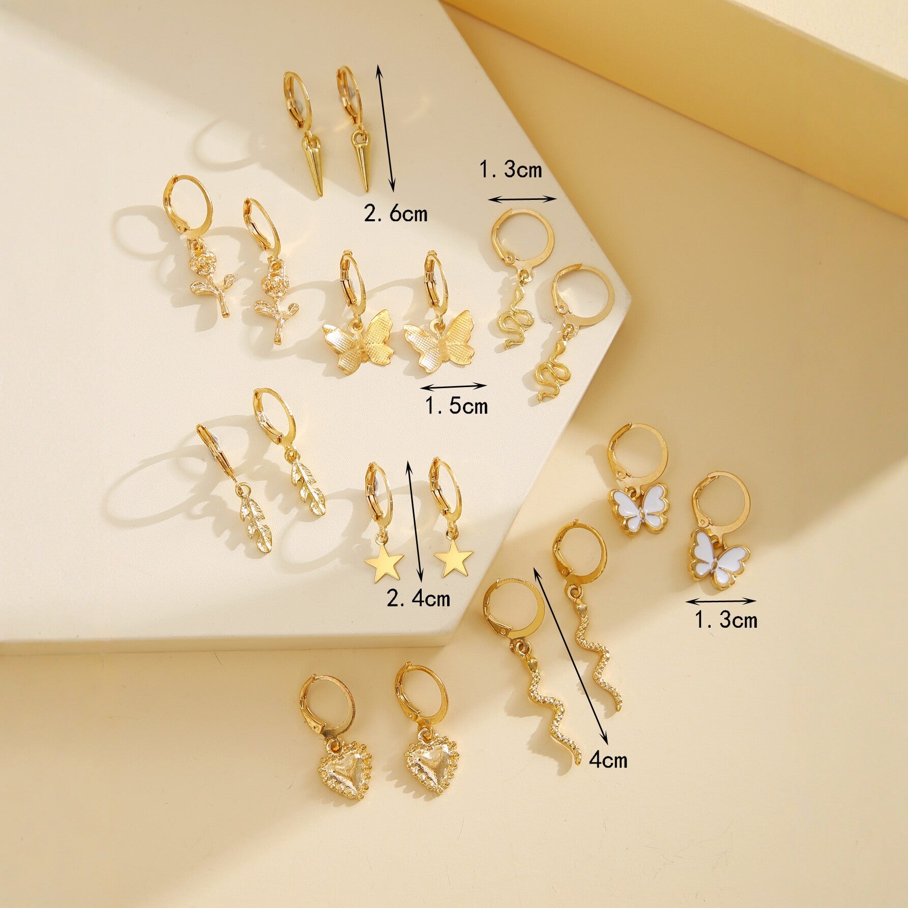 Damen Ohrringe Set mit einzigartigen Anhängern und kreativen Designs Shop Nory