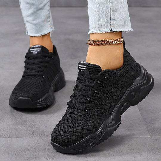 Damen Urbaner Strick-Sneaker mit elastischem Schaft, robuster Profilsohle und gepolstertem Komfortfußbett Shop Nory