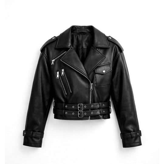 Damen kurz geschnittene taillierte Bikerjacke aus Kunstleder mit Doppeltaillengürtel, Epauletten und Zipperdetails Shop Nory