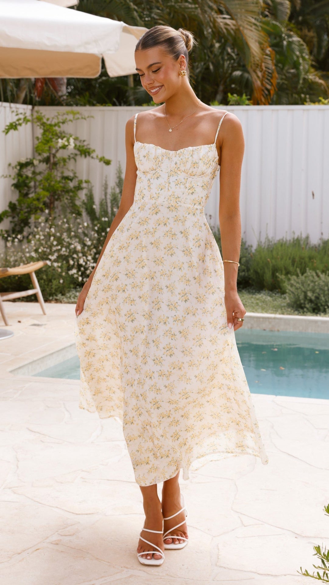 Damen Maxikleid mit zarten Blumenmuster