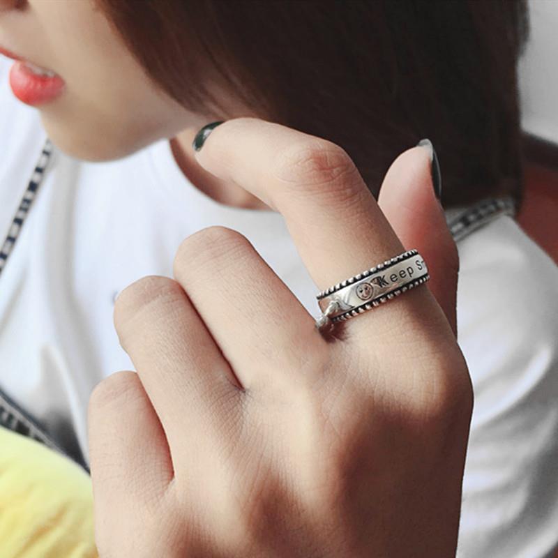 Damenring mit elegantem graviertem Design und kreativem Smiley-Motiv Shop Nory