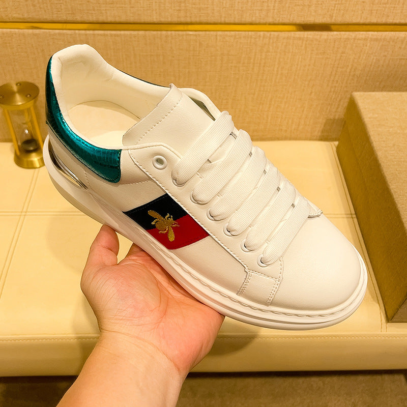 Damen Modische Sneakers mit buntem Akzent und elegantem Design