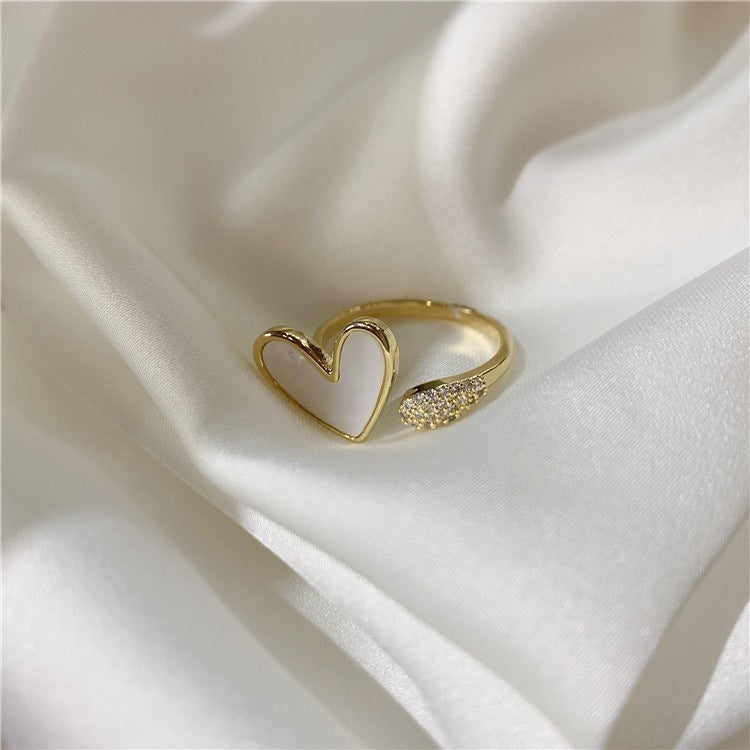 Damen Offener Ring mit herzförmigem Design und funkelnden Akzenten Shop Nory