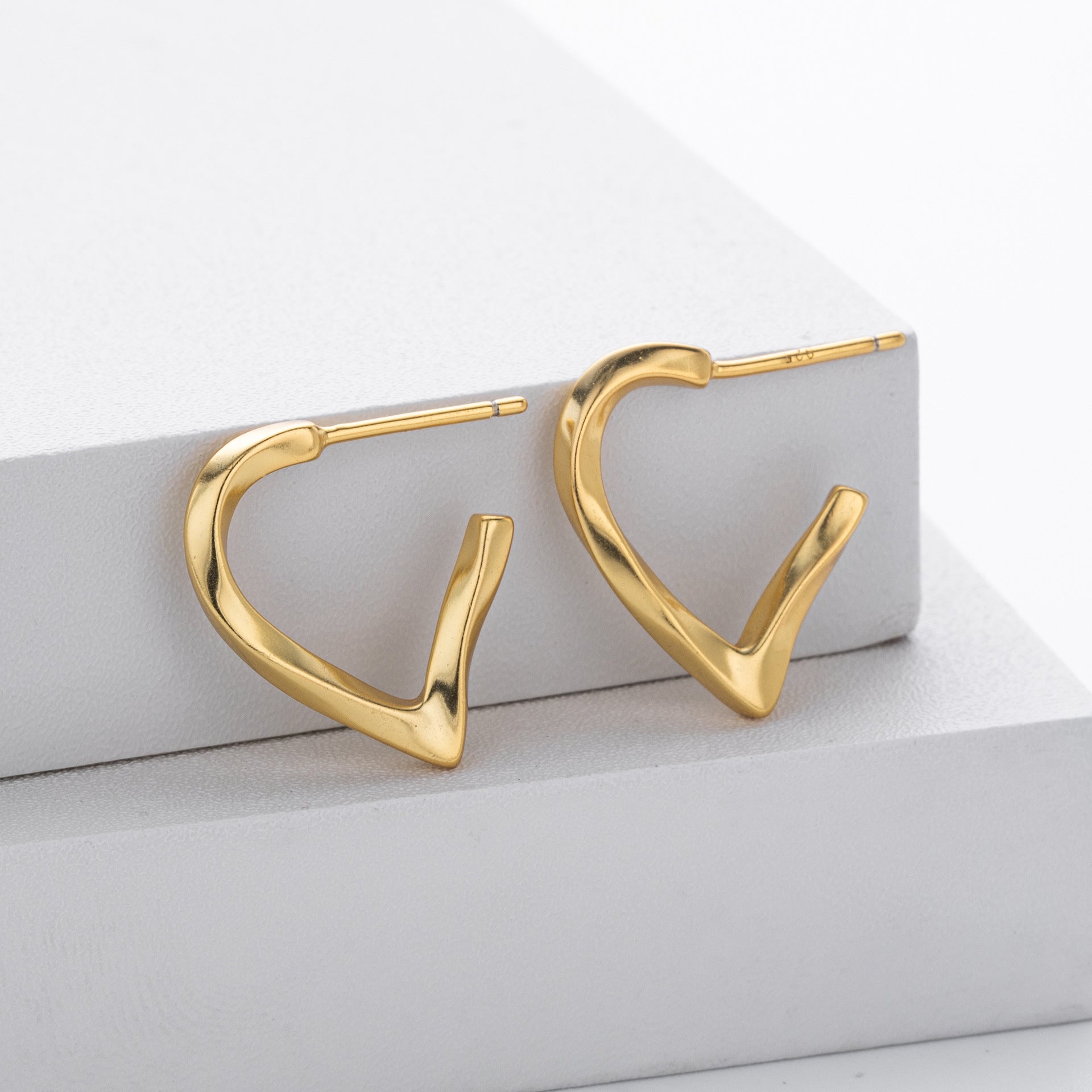 Damen Creolen mit elegantem gewellten Design aus 925 Sterling Silber Shop Nory