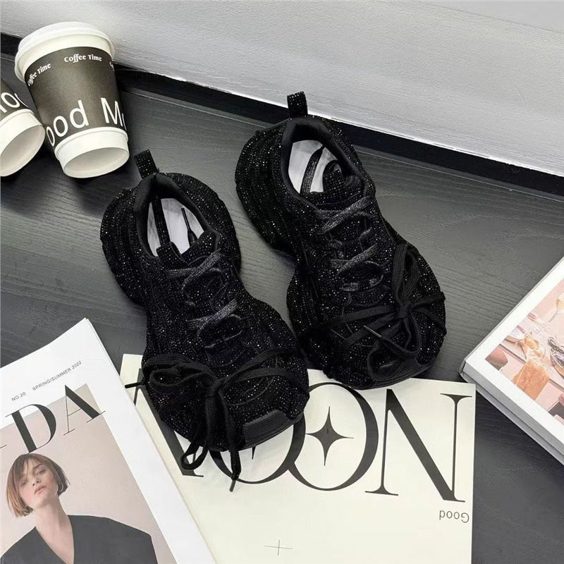 Damen Statement‑Sneaker mit strukturiertem Netz‑Mesh, überhöhter Plateau‑Sohle und gepolstertem Komfortfutter Shop Nory