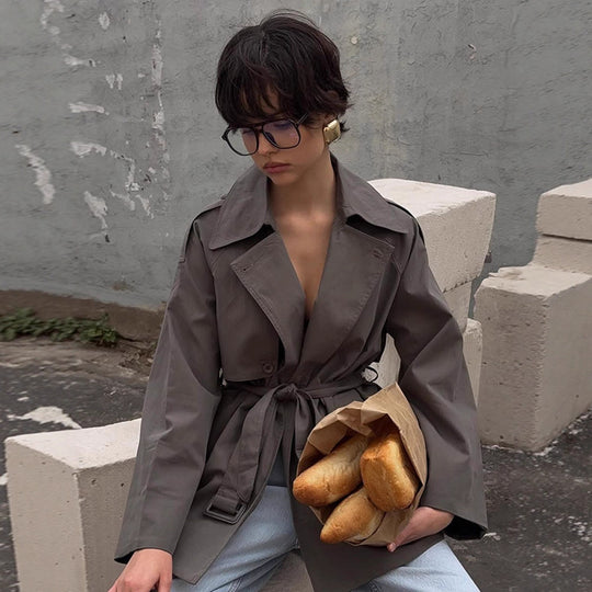 Damen Kurztrenchcoat mit Bindegürtel und Oversize-Ärmeln Shop Nory