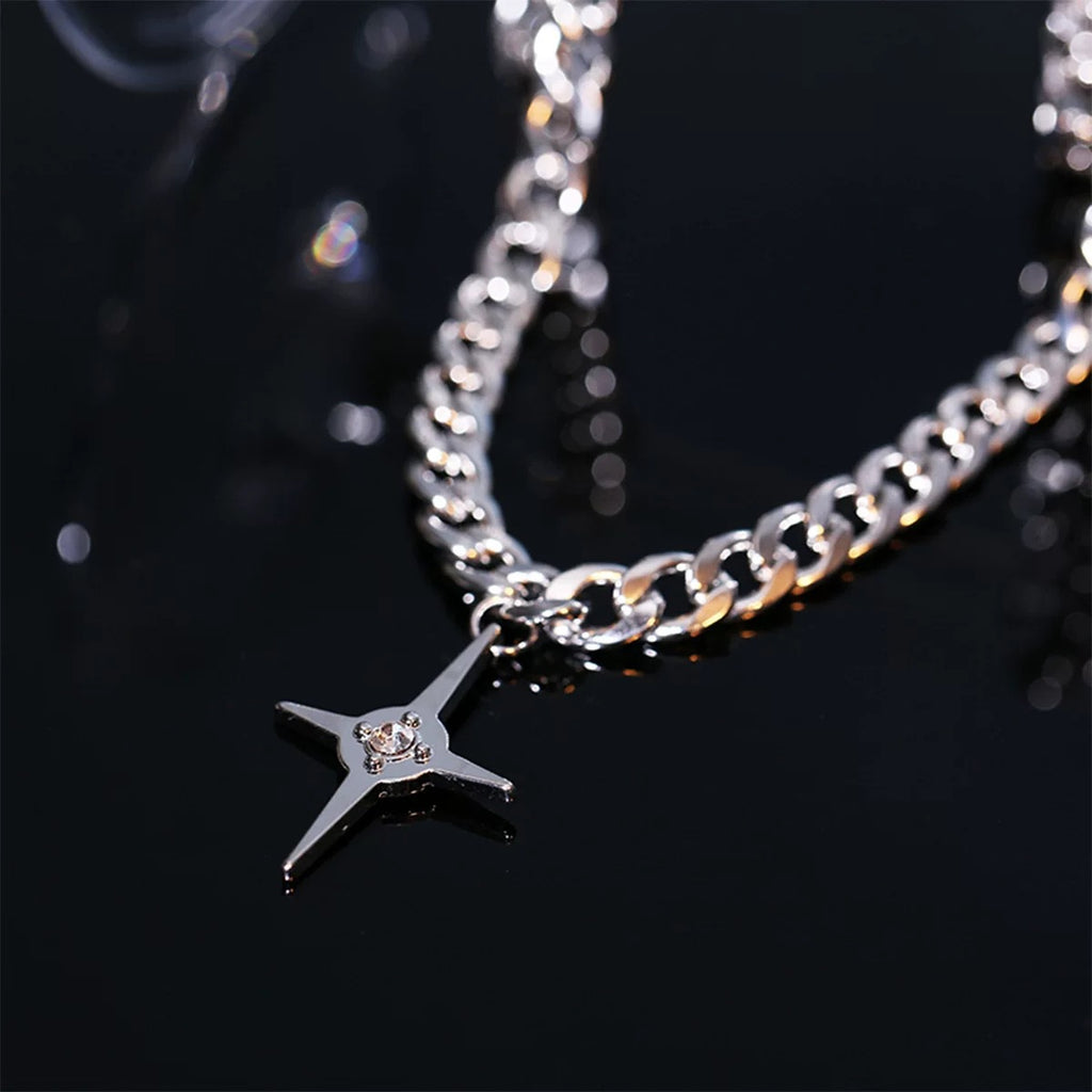 Damen Kette mit modernem Sternenanhänger und hochwertigem Gliederdesign Shop Nory