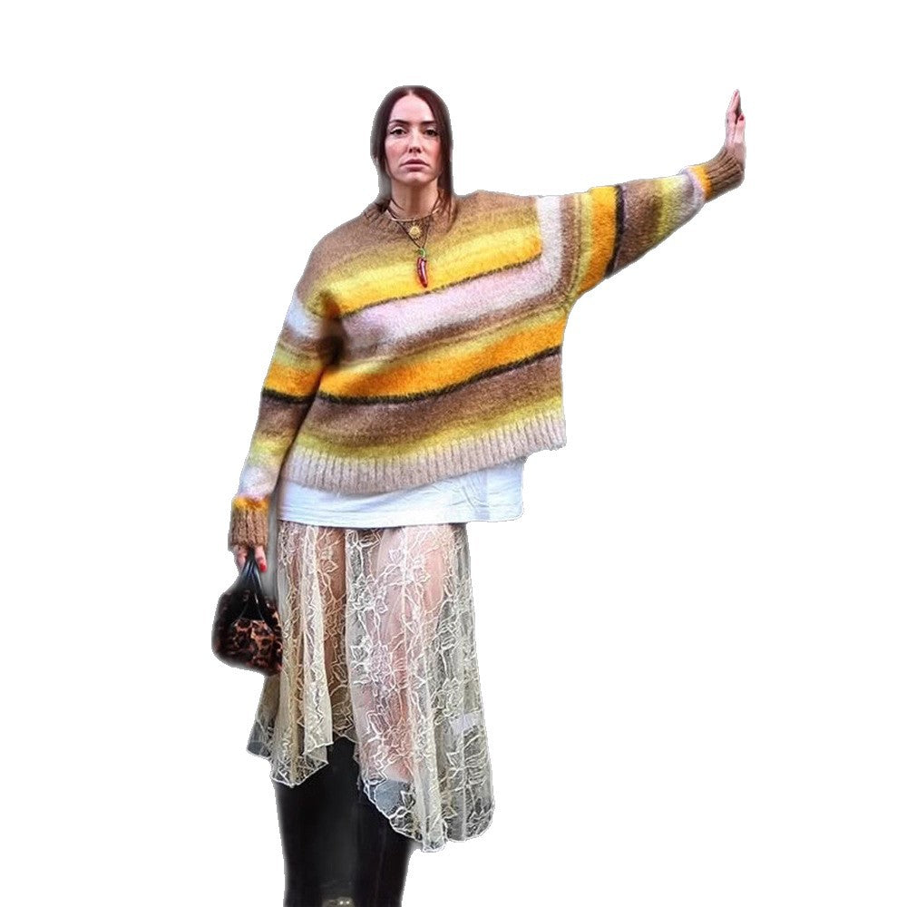 Damen Kuscheliger Streifenpullover aus flauschigem Mohair-Mix mit Rundhalsausschnitt und Oversize-Silhouette Shop Nory
