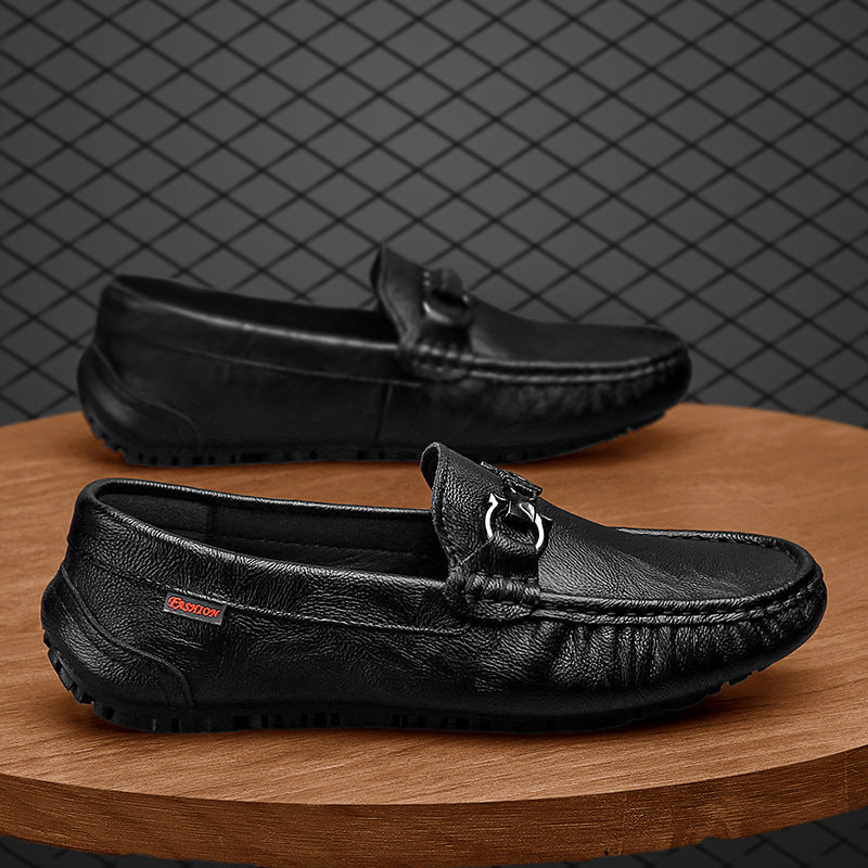 Herren eleganter Mokassin‑Loafer aus softem Kunstleder mit dekorativer Metallschnalle und profilierter Gummilaufsohle Shop Nory