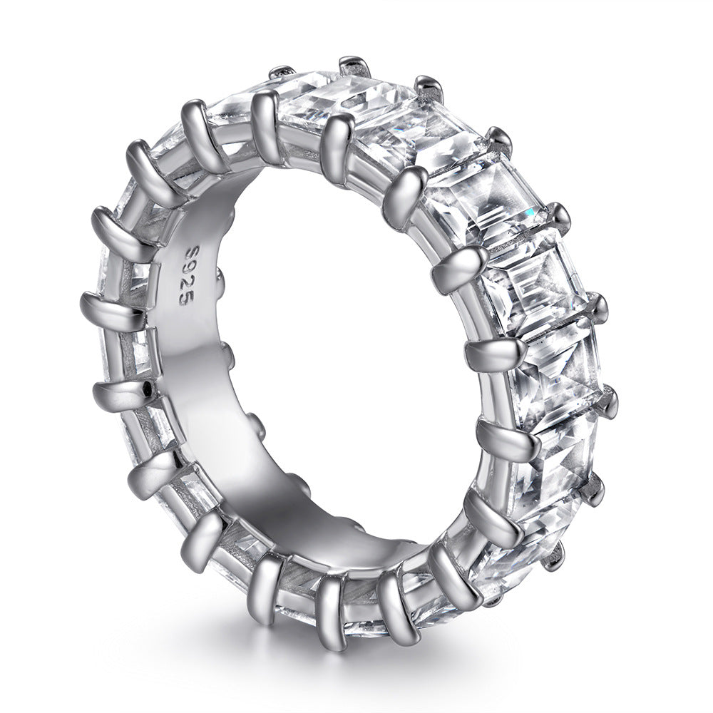 Damenring mit elegantem Zirkonia-Pavé und modernem Design Shop Nory