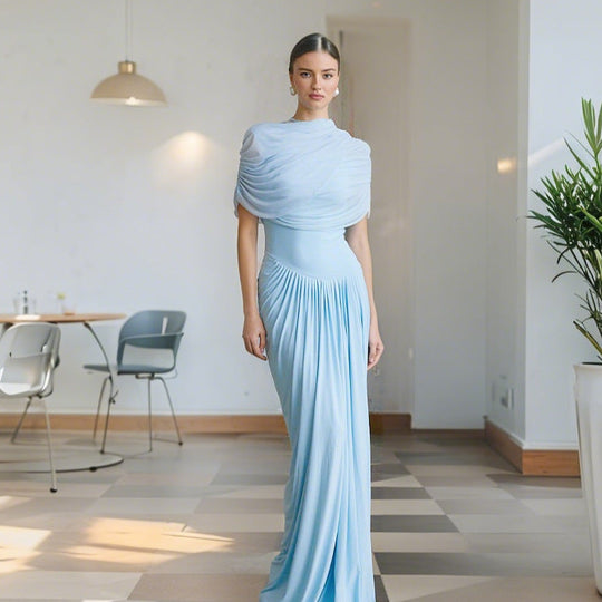 Damen Elegantes Maxikleid mit dekorativen Drapierungen