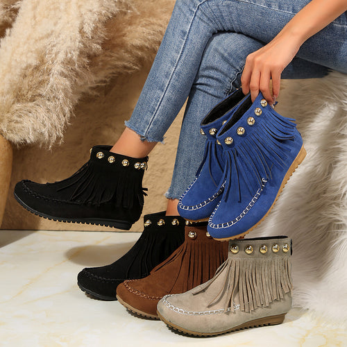 Damen Fransen-Mokassin-Stiefelette mit Ziernieten und Rückenreißverschluss Shop Nory
