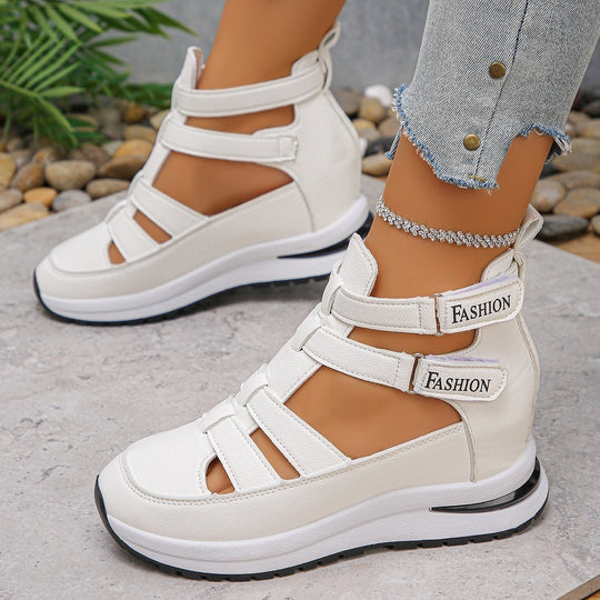 Damen Keil-Plateau Sneaker-Sandale mit Cut-Outs, Reißverschluss und gepolstertem Fußbett Shop Nory
