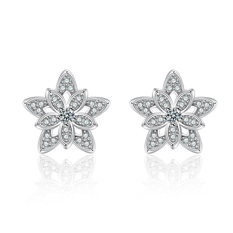 Damen Ohrstecker mit floralen Design und funkelnden Zirkonia Shop Nory