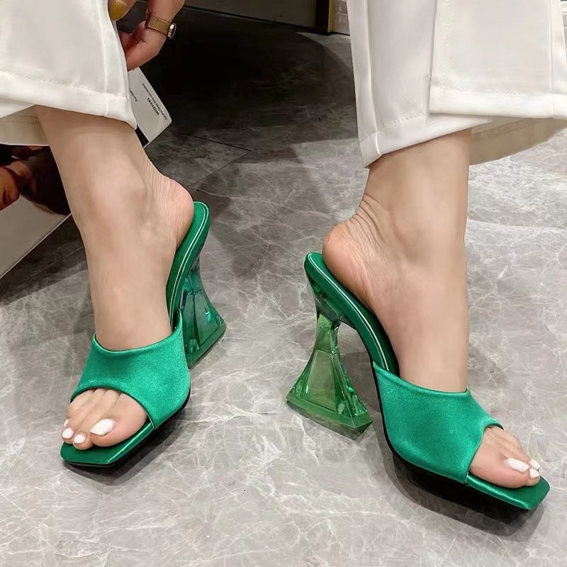 Damen Modische Flip-Flops mit transparentem Blockabsatz
